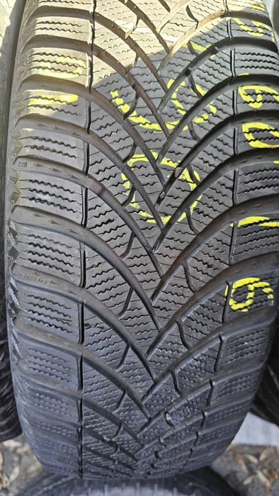 anvelope 205/60/16 SEMPERIT si NOKIAN iarna