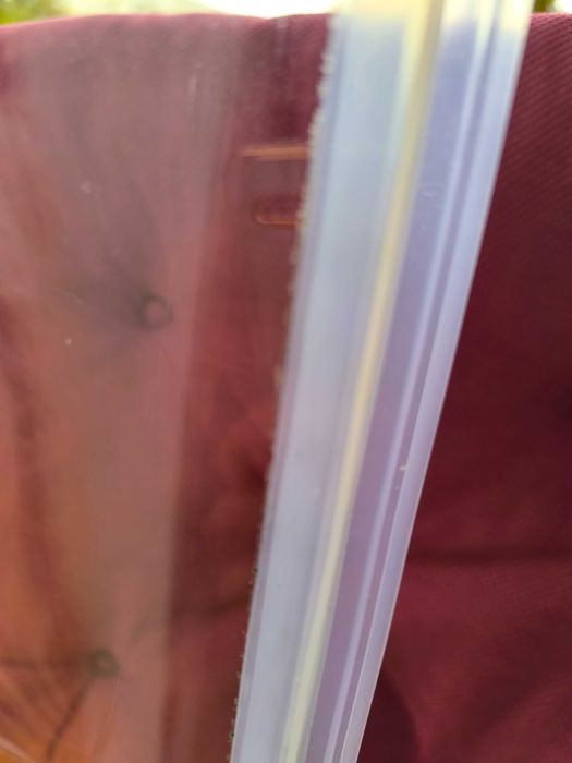 Силиконово уплътнение за стъклена врата магазин 10мм