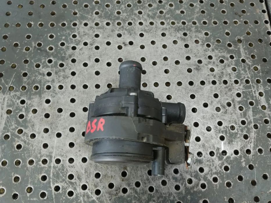 pompa recirculare apa dsr 2.0 tdi audi a3 8y vw golf 8 skoda octavia 4 2q0965567a