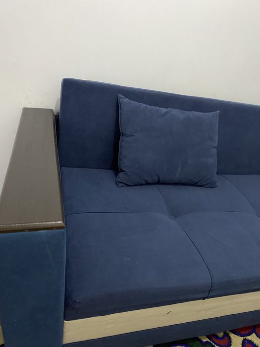 Продается диван в хорошем состояние