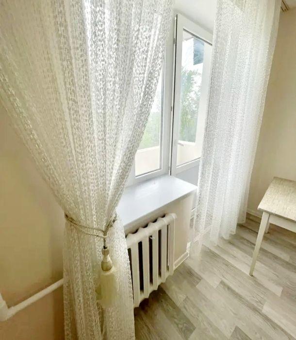 продам 1-ком. 32кв. 2мкр. 3-этаж