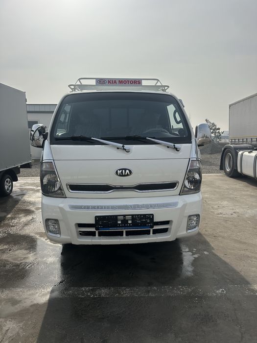 Sotiladi kia bongo 1.2 ton