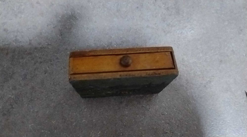 Șarpele surpriză - jucărie veche românească în cutie lemn,din comunism