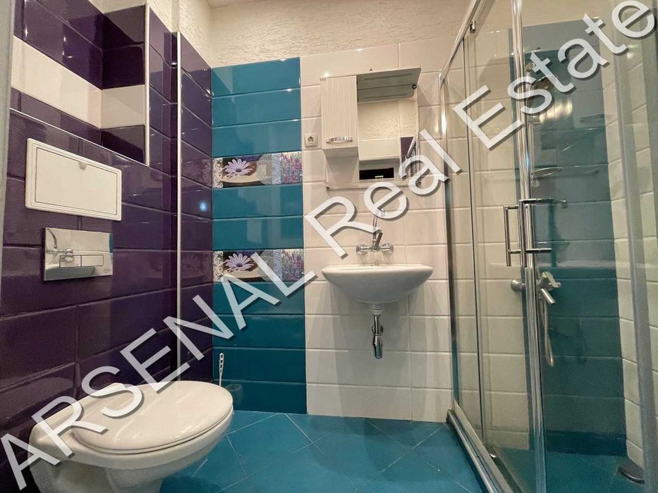 Дава се под наем Тристаен апартамент в София, Център - 95 кв.м за 450 € - Снимка #5