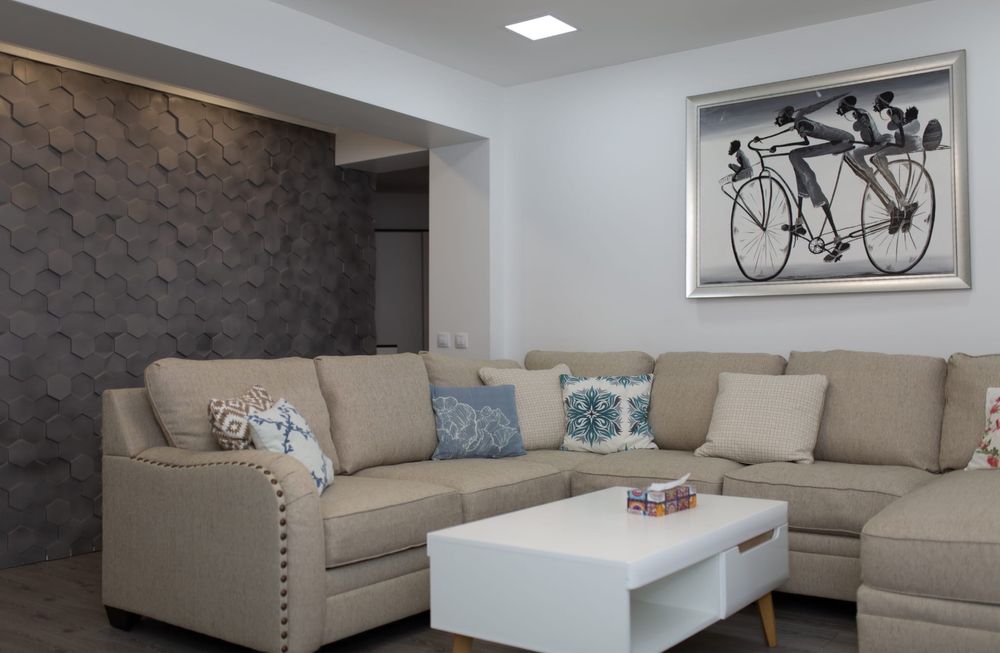 Inchiriez ap. 3 cam 115 mp mobilat utilat lux zona Arcasilor