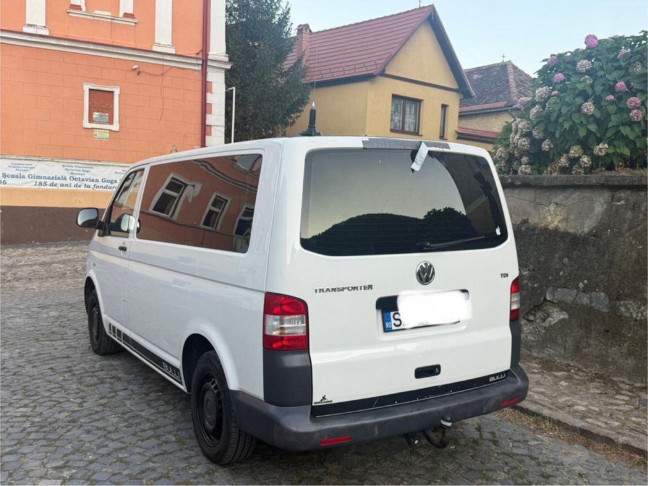 VOLKSWAGEN Transporter 2012 — imagine 3