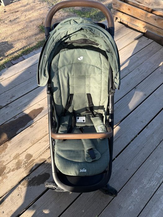 Коляска прогулочная Joie Litetrax Pro Laurel