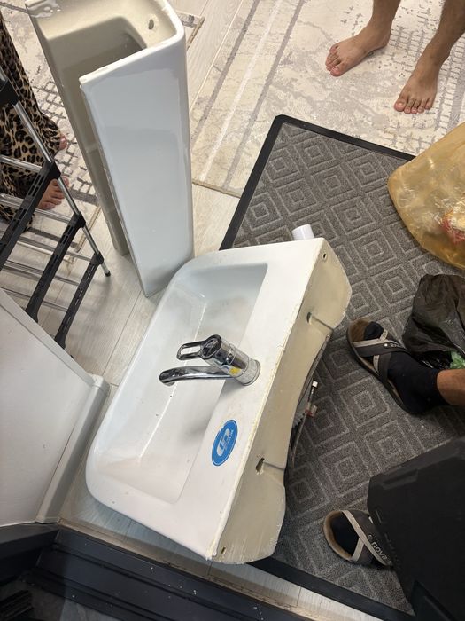 Умывальник продам
