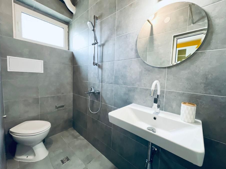 Дава се под наем Двустаен апартамент в София, Център - 60 кв.м за 799 € - Снимка #11