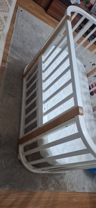 Продам детскую кровать