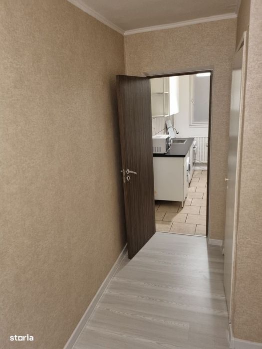 Apartament 2 camere decomandat, bloc renovat 2025,balcon, AC, 54mp