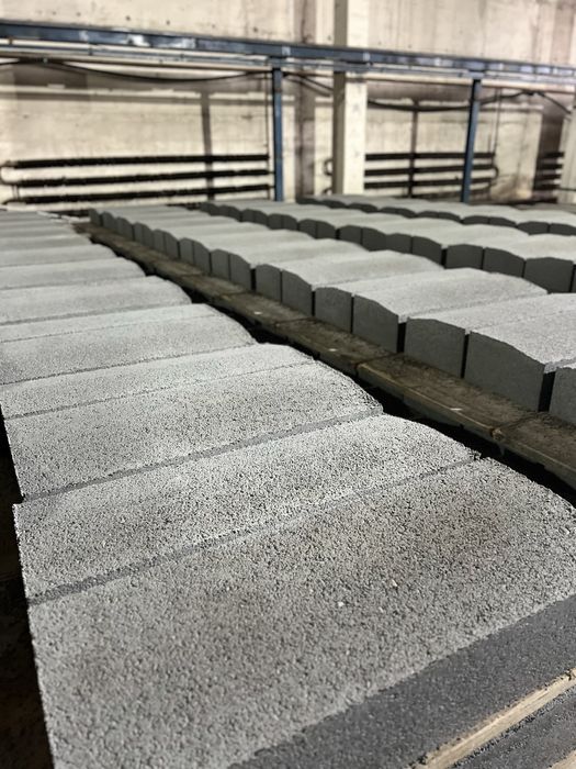 Бардюр дорожный продам