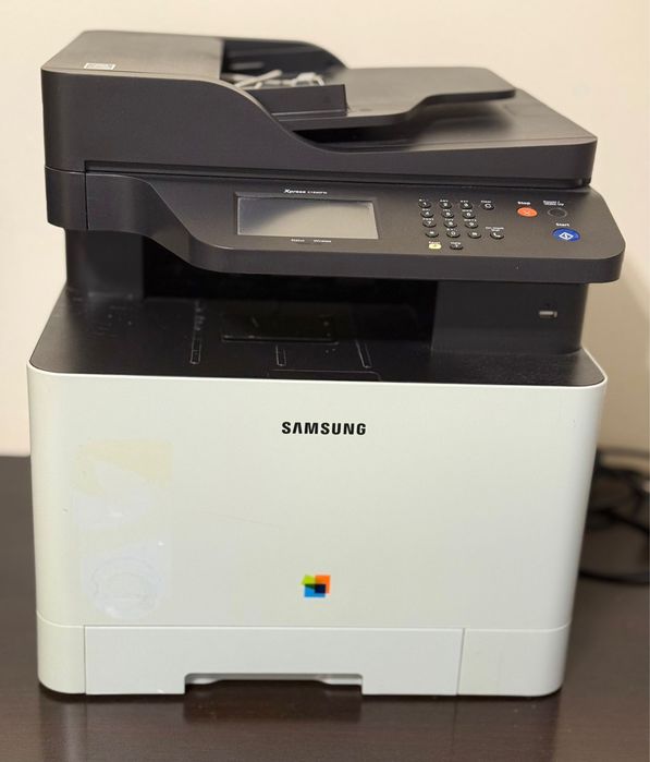 Vând imprimantă laser Samsung .