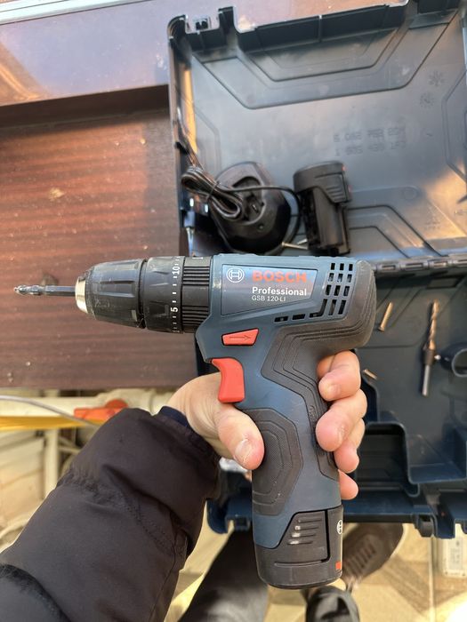 Шуруповерт bosch