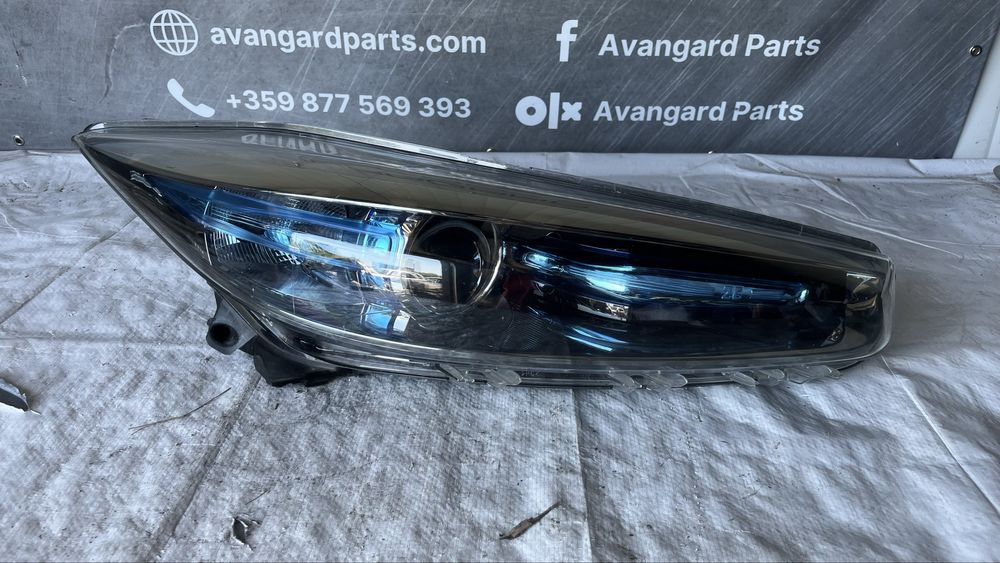 Десен фар Renault Zoe