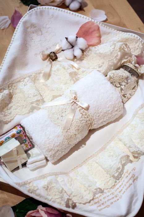 Trusou fetite pentru botez