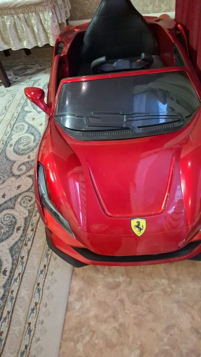 Продам машинку новую