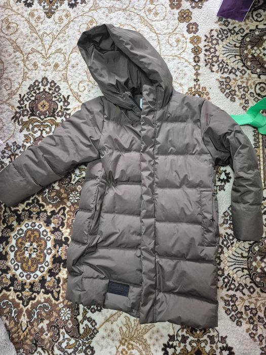Продам куртка на девочку
