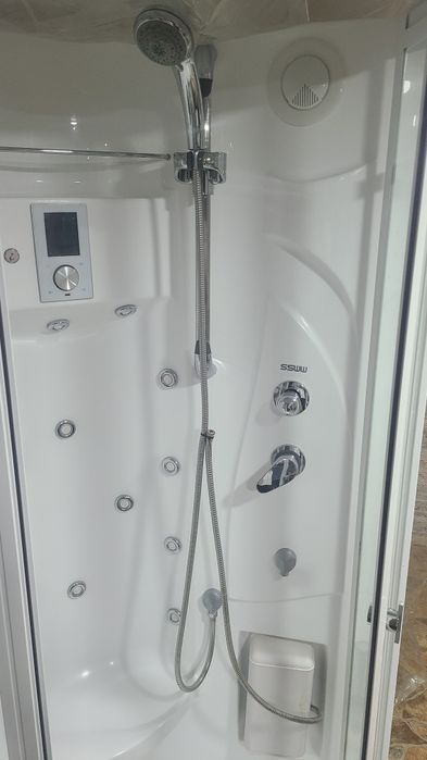 Душевая кабина + сауна + массажный функции