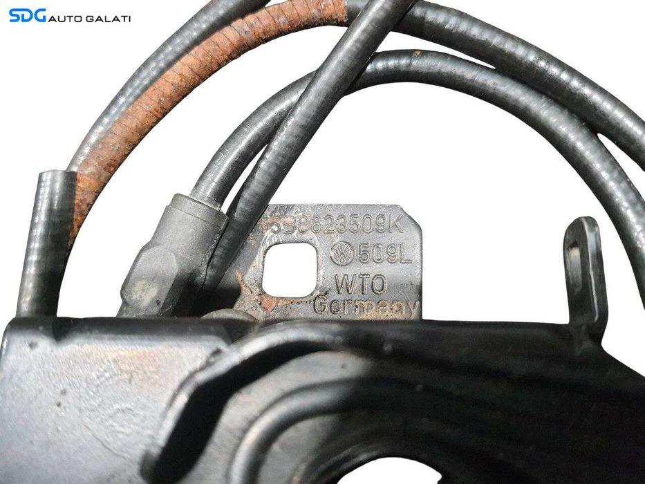 Incuietoare Broasca de pe Capota Motor Skoda Superb 1 2002 - 2008 Cod 3B0823509K [N3324]