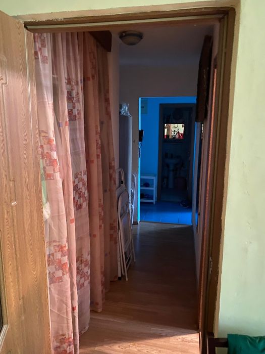 Vând apartament 2 camere decomandat,