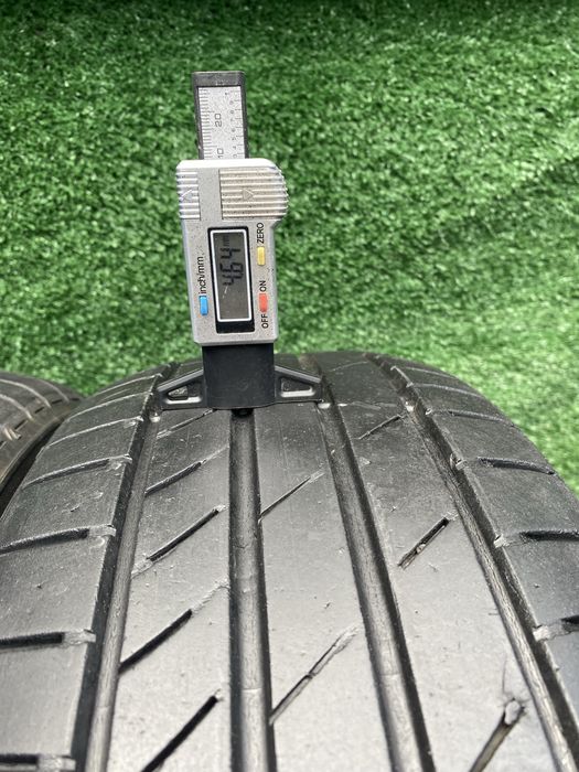 Set 4 anvelope vara Kumho Ecsta Ps71 205 60 R 16 92 V Dot 3620 Profil : 2 Bucati 5,34 , 2 bucati 4,6mm