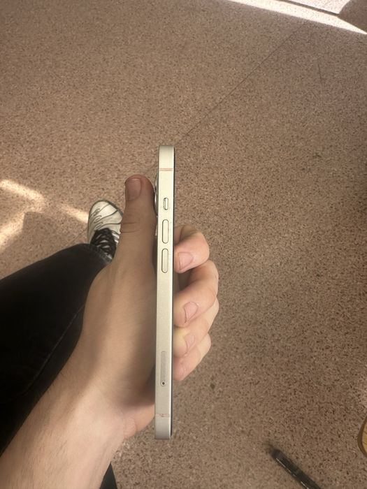 IPhone 13 на 256 гб