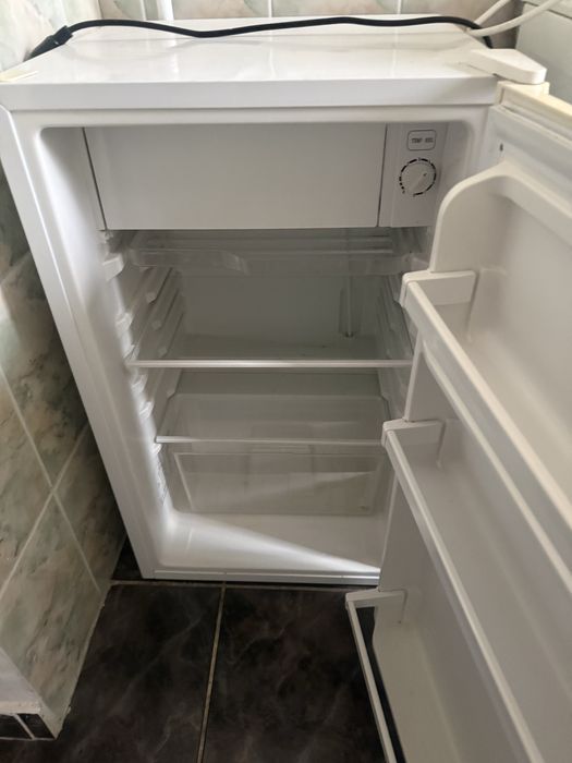 De vanzare frigider Heinner