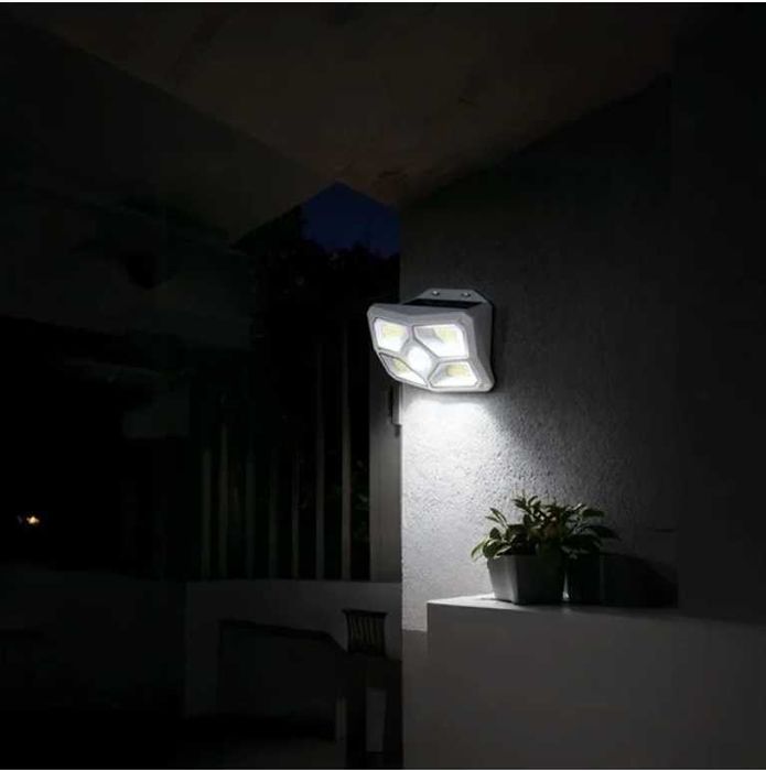 Соларна охранителна лампа със 72 LED и сензор за движение