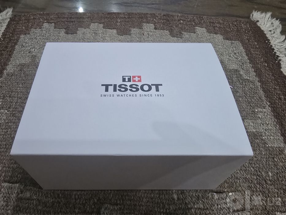 Продаются часы TISSOT T-Touch Connect Solar