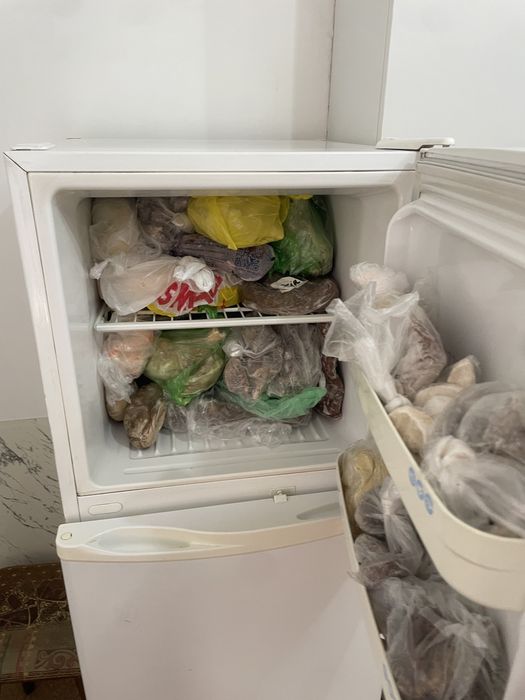 Холодильник двухкамерный