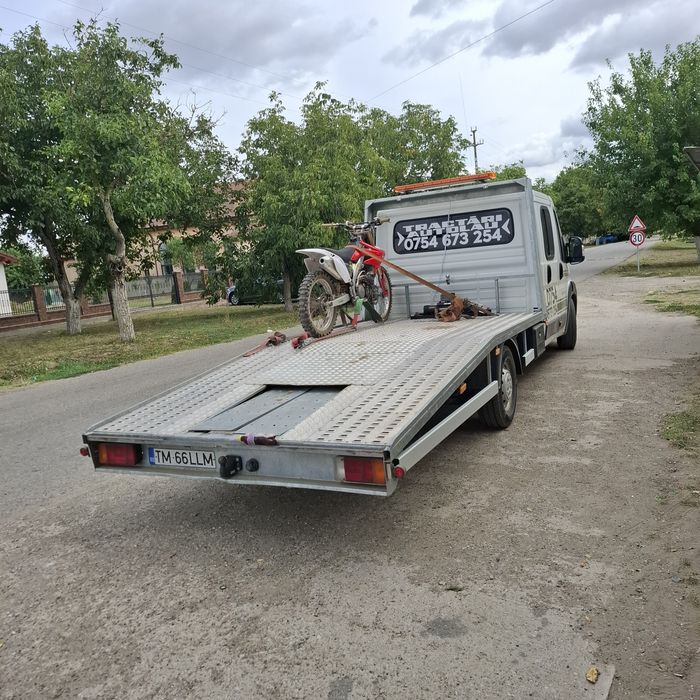 Vând sau schimb honda