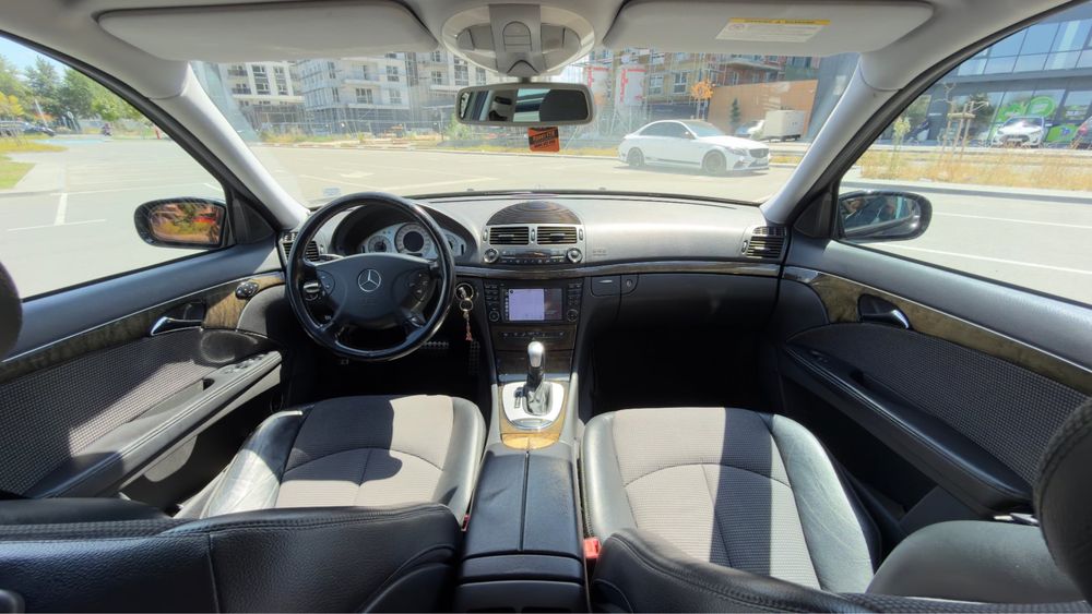 Mercedes E320 бензин-газ