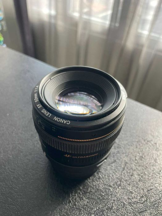 Canon lens EF 50mm 1.4