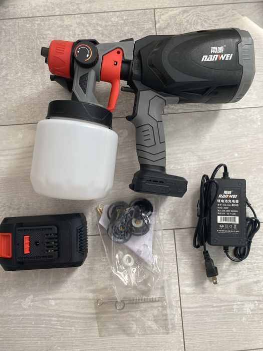 Краскопульт аккумуляторный