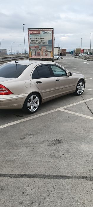 Vânzare automobil