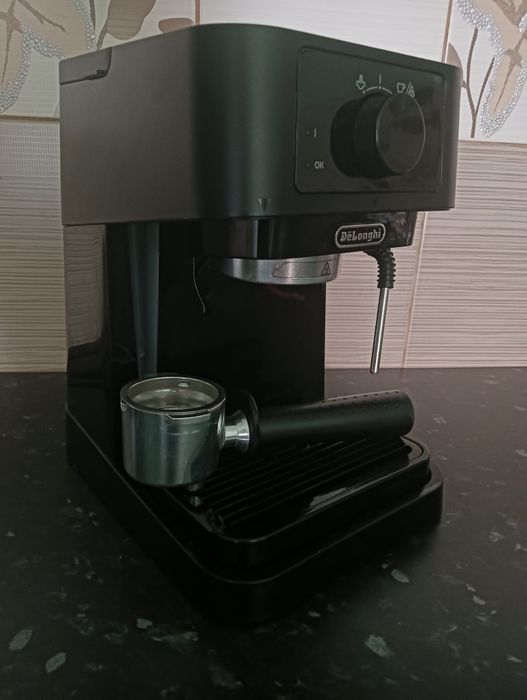 Vând Aparat de Cafea Delonghi