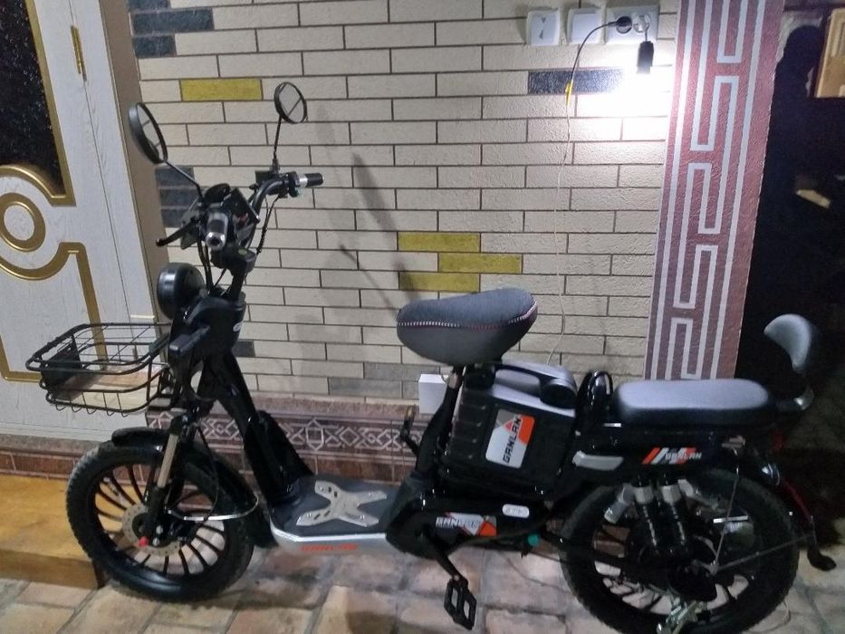 VeloSkuter Ganlan