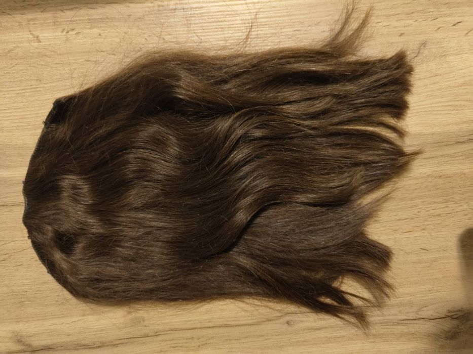 Продавам естествена коса