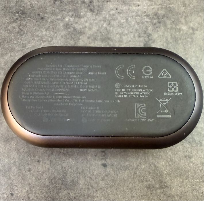 Bang & Olufsen Beoplay EQ ЗА ЧАСТИ!!!