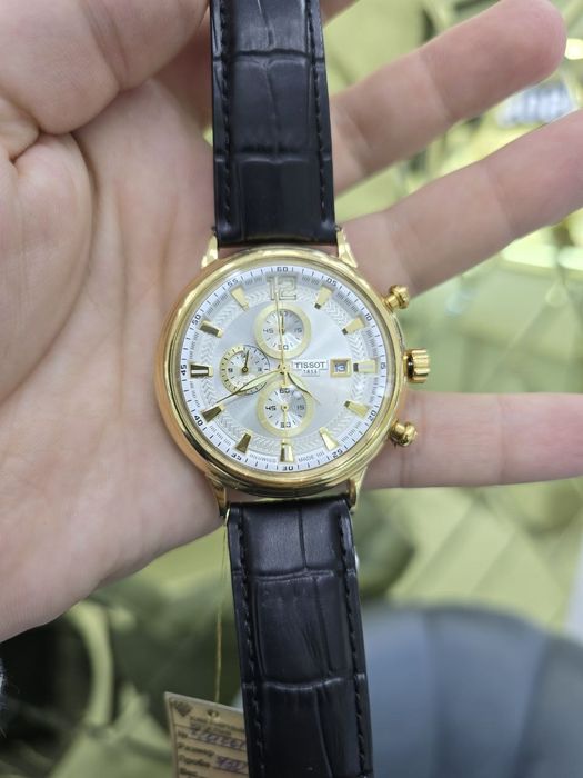 Золотые часы Tissot с большим диаметром в 45мм, 750 пробы