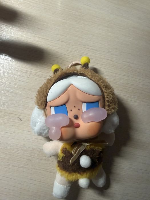 Трендовые брелоки стич и cry baby