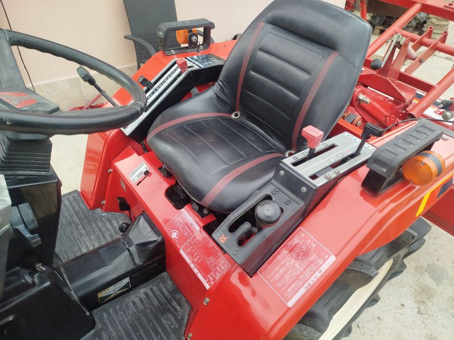 Трактор Yanmar F155