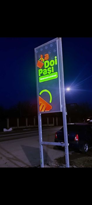 Vand totem luminos LaDoiPasi