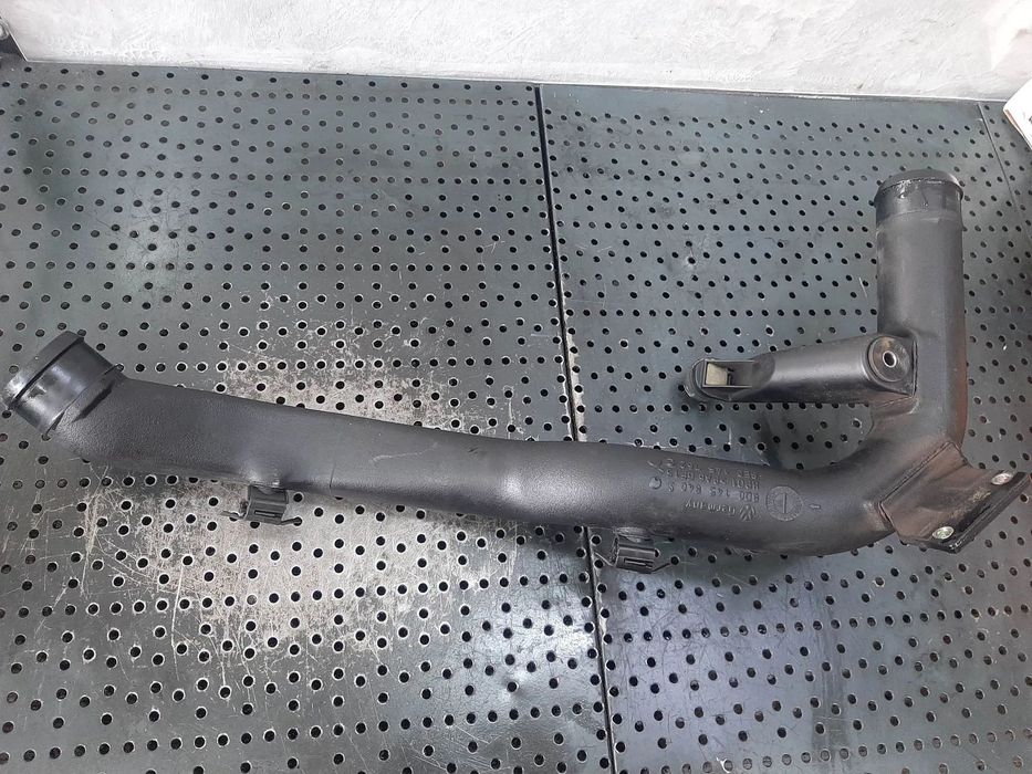 furtun intercooler  1.9 tdi audi a4 b5 skoda superb 1 vw passat b5 b6  8d0145840s