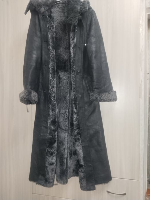 Одежда дублёнка.