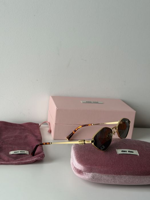 Ochelari de soare Miu Miu SMU56Z