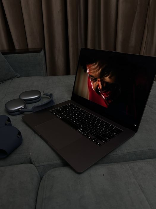 Macbook air m2 15-inch