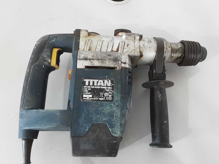 Перфоратор - Titan 1250W