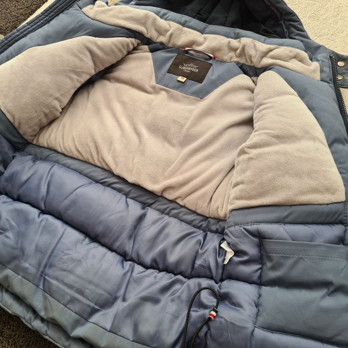 Продам зимнюю куртку для мальчика